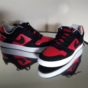 Nike SB Delta Force black/red